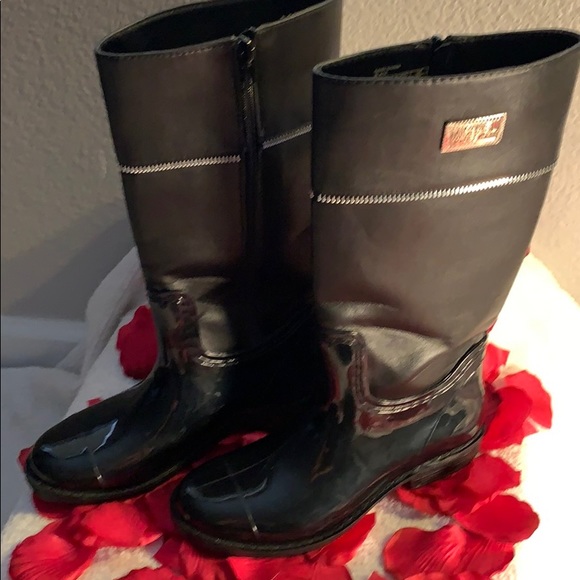 MICHAEL KORS BRAND NEW BEAUTIFUL SIZE 3 BOOTS - Picture 12 of 13